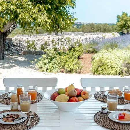 Masseria Pavone Farm stay Martina Franca